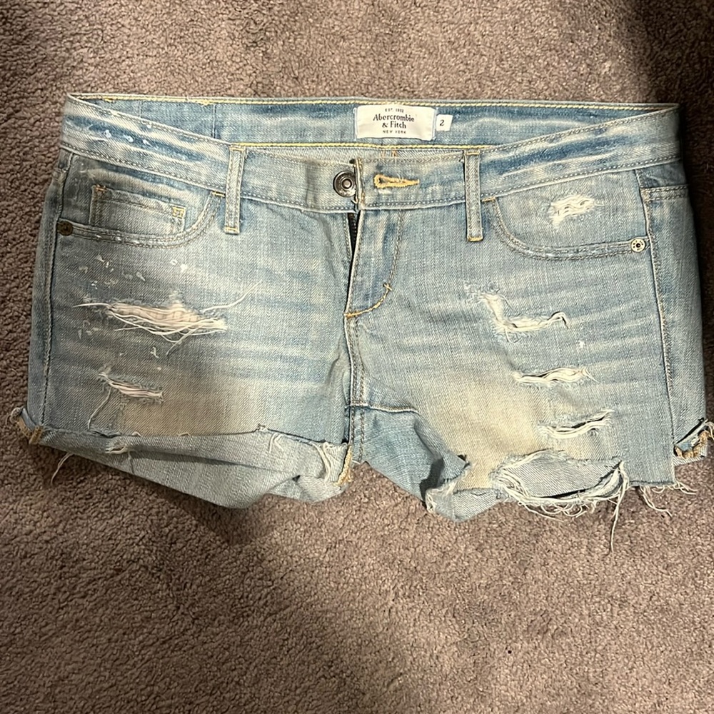 Size 2 Abercrombie & Fitch Distressed Shorts